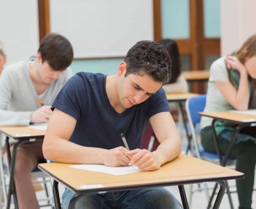 Maturità, online le commissioni: e Valditara pensa già a una riforma dal 2026
