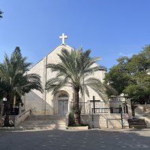 Il Governo italiano apre gli occhi solo quando Israele colpisce una Chiesa cattolica?
