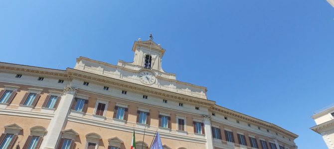 Immagine in evidenza del post: Taglio ai vitalizi, la Camera respinge il ricorso di 800 ex deputati